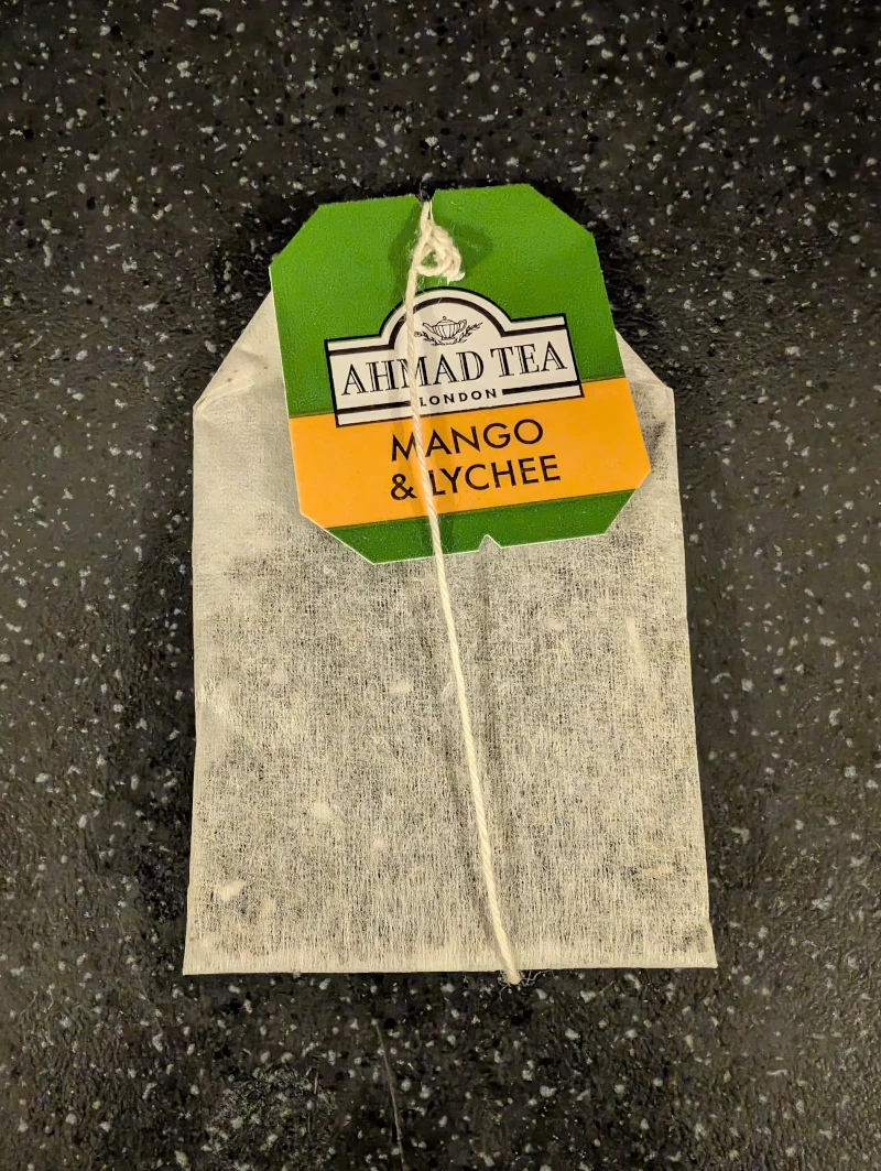 Ahmad Tea Mango & Lychee Green Tea - Tea bag